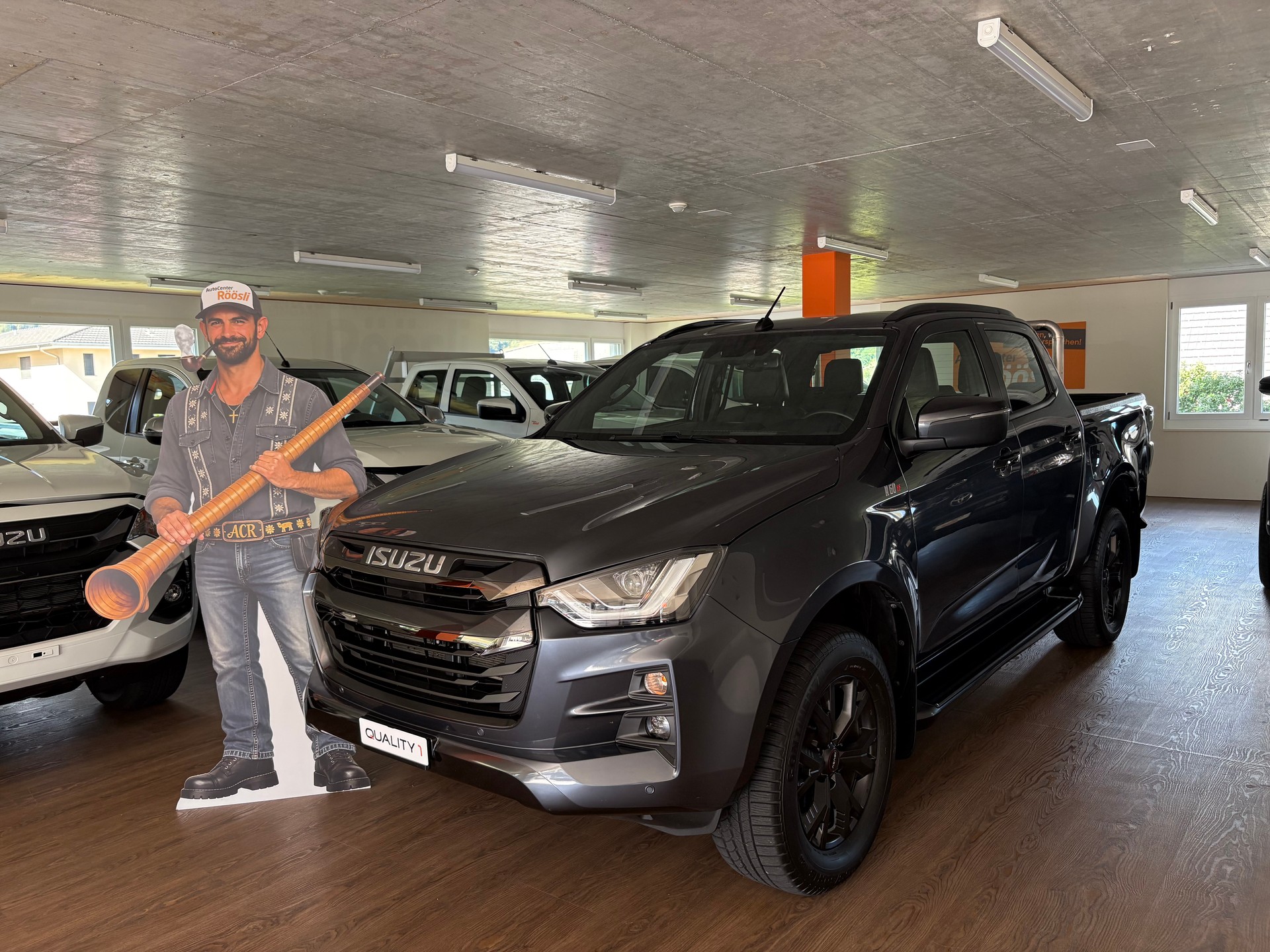 ISUZU D-MAX 1.9 CrewCab N60FF 4x4 AT - 4