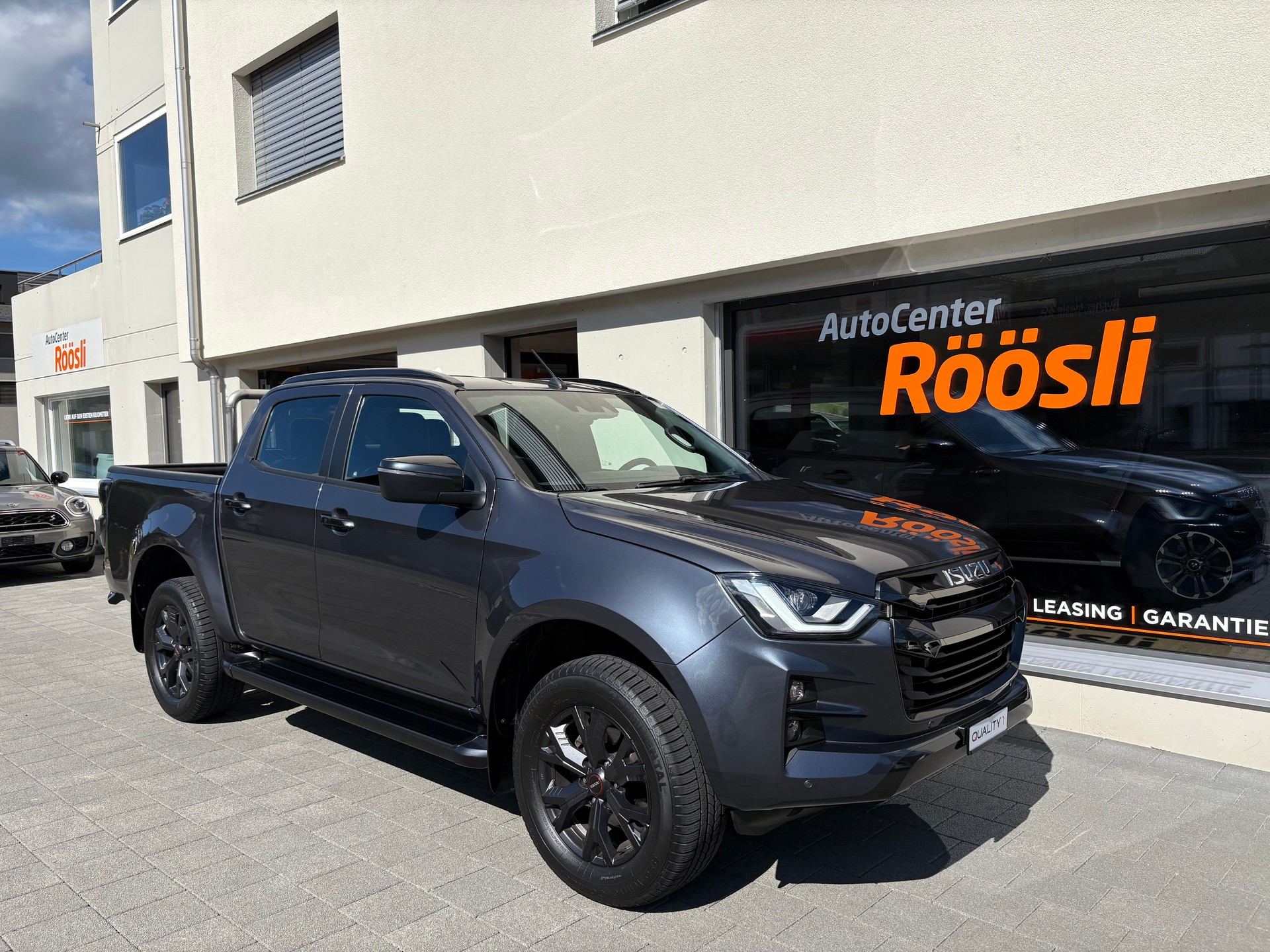ISUZU D-MAX 1.9 CrewCab N60FF 4x4 AT - 2