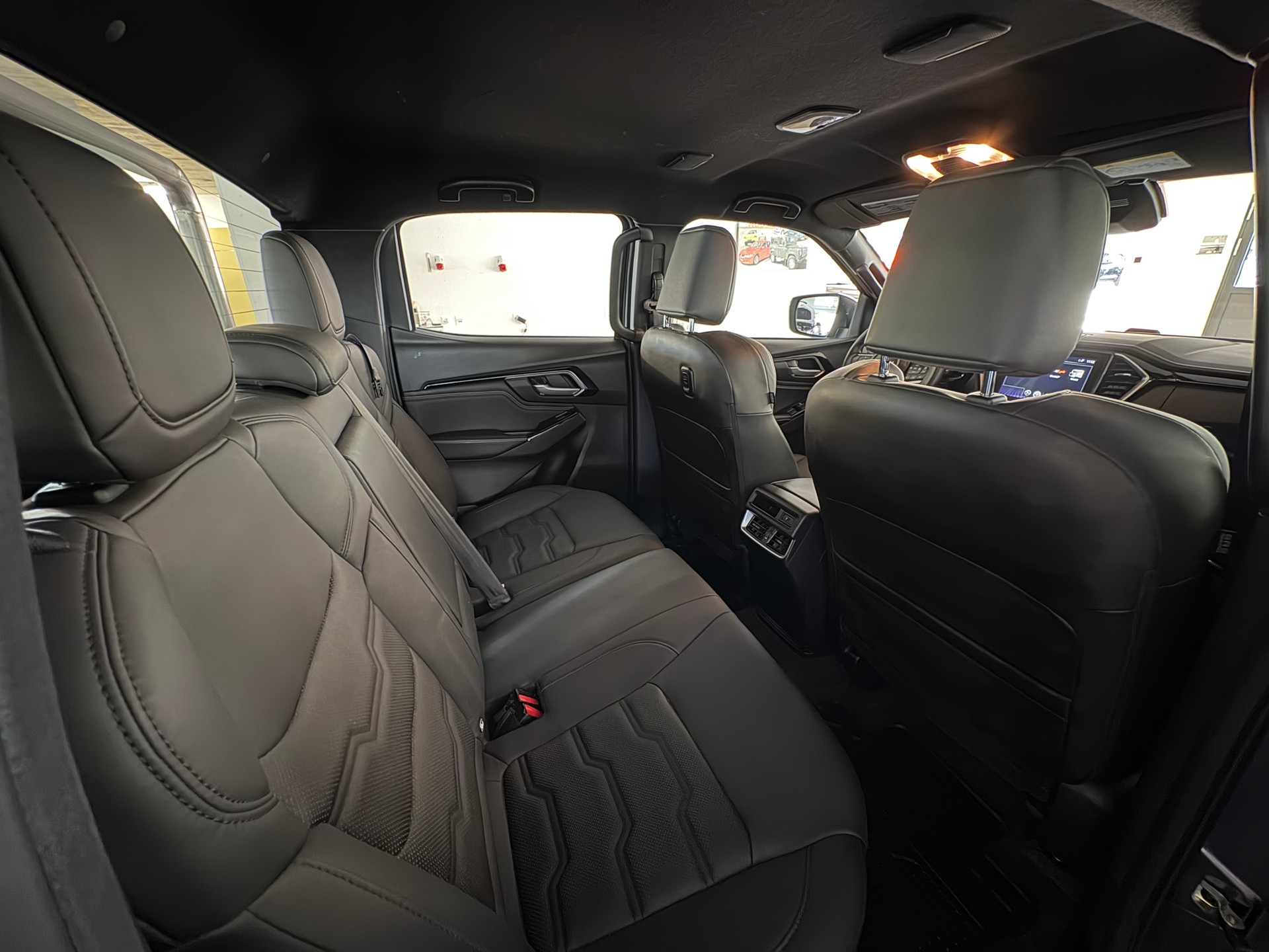 ISUZU D-MAX 1.9 CrewCab N60FF 4x4 AT - 11