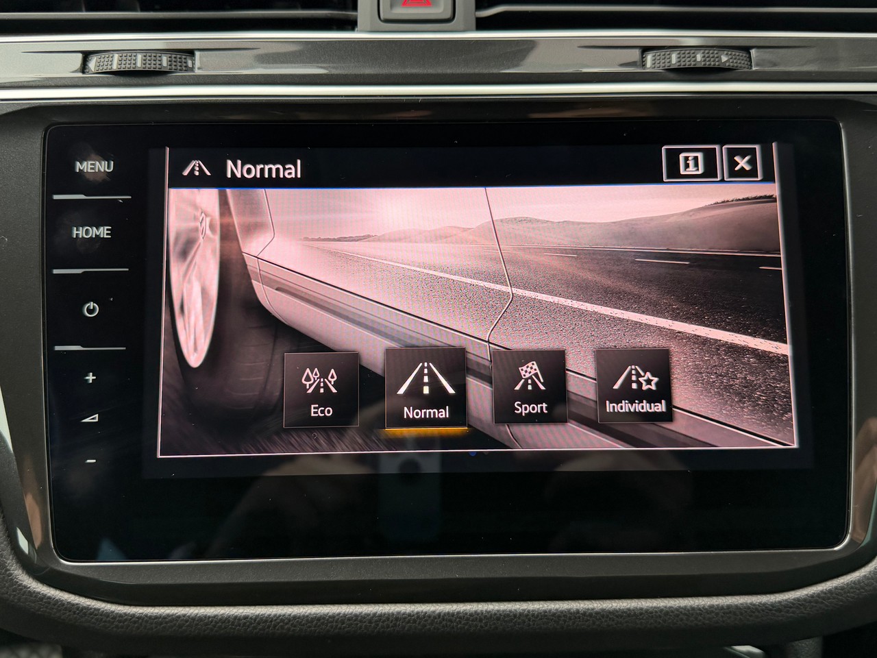 VW Tiguan 2.0TSI Highline 4Motion DSG, Bild 19