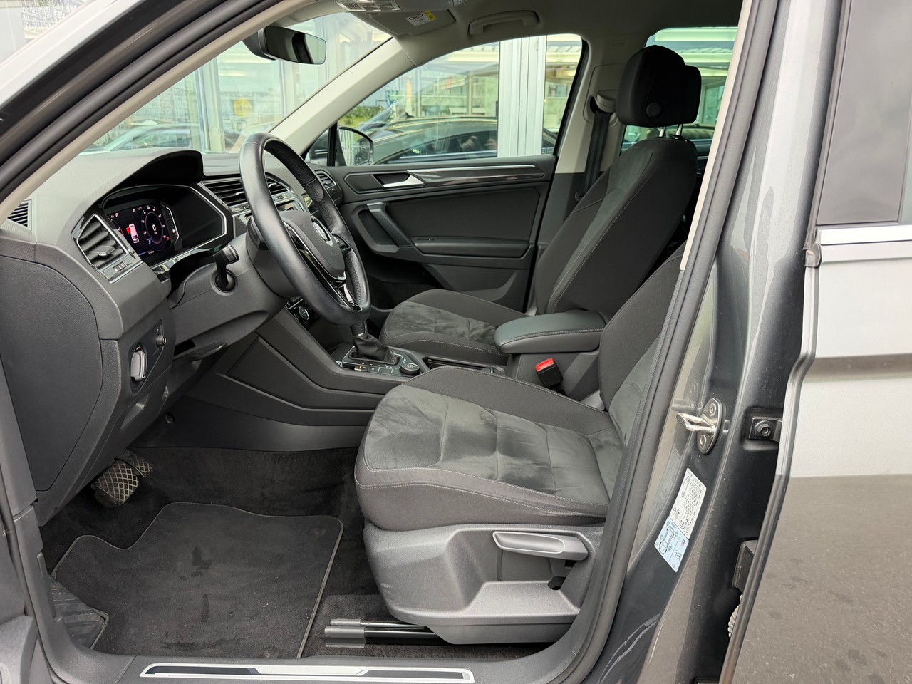 VW Tiguan 2.0TSI Highline 4Motion DSG, Bild 10