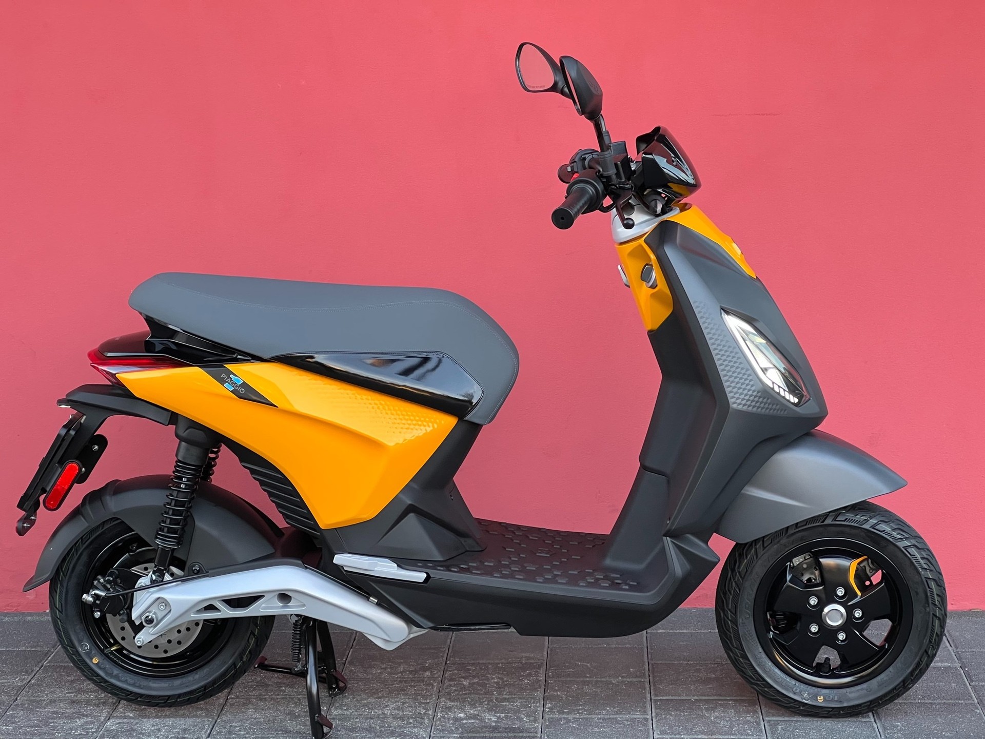 PIAGGIO Piaggio 1 Active 60km/h - 1