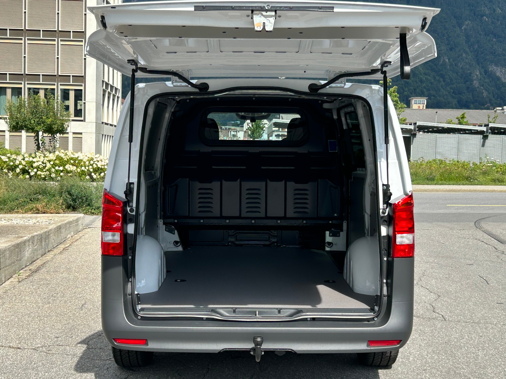 MERCEDES-BENZ Vito 119 CDI KA PRO Lang 4MATIC - 6