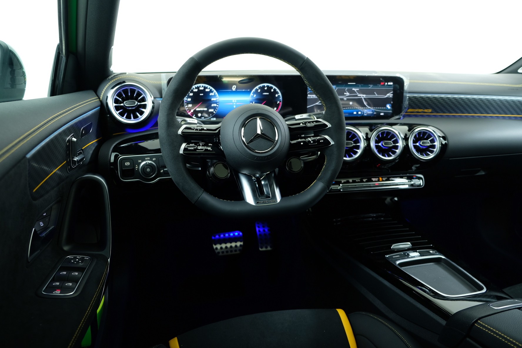 MERCEDES-BENZ A AMG 45 S 4Matic+ 8G-DCT - 10