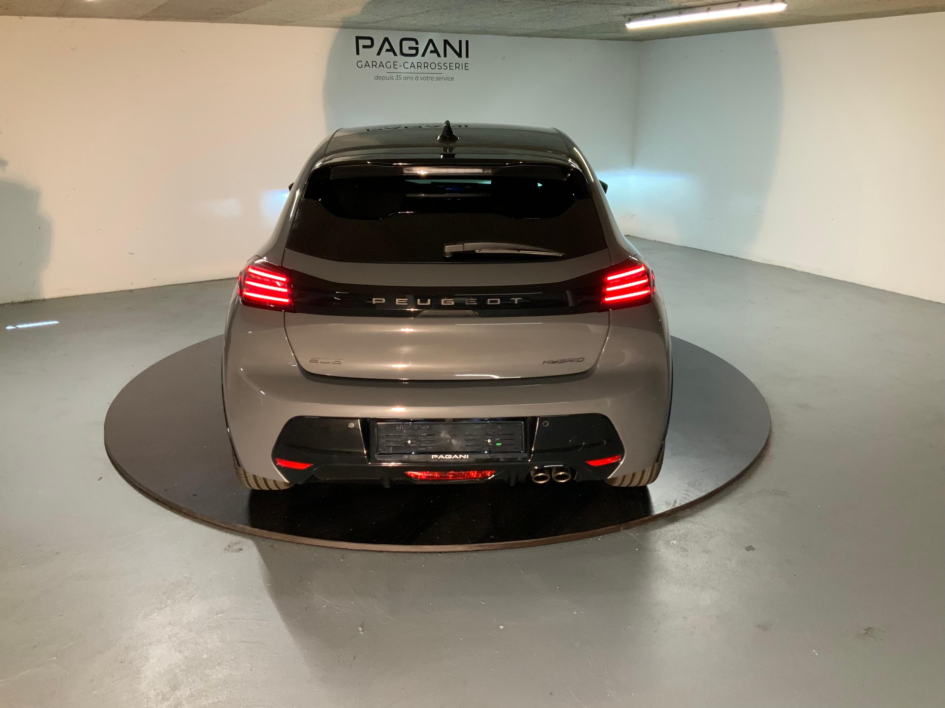 PEUGEOT 208 1.2 Hybrid 145 GT - 9