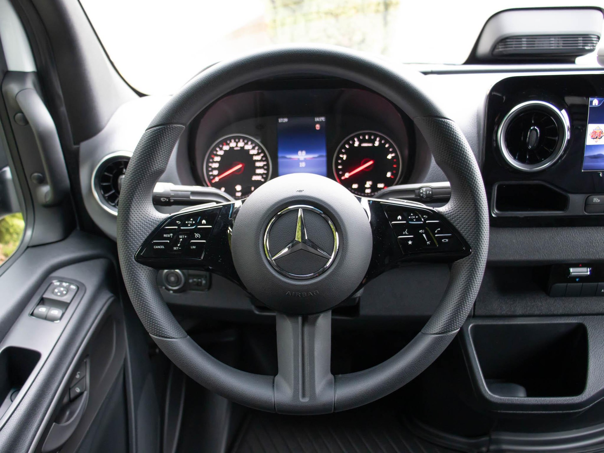 MERCEDES-BENZ Sprinter 315 CDI Kasten PRO Hochdach Standard - 9